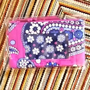 NWT Vera Bradley Boysenberry Flower Print Zip ID Case Wallet with Keychain